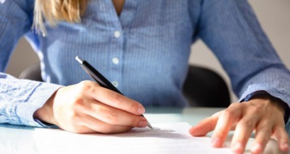 Contrats de mission successifs : attention à la requalification en CDI !