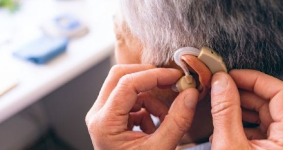 Le 100 % Santé fait s’envoler les ventes d’aides auditives