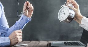 Assurance-vie : quel délai pour revendiquer la qualité de bénéficiaire ?