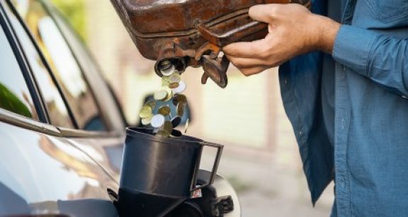 Hausse des prix des carburants : quel impact sur le pouvoir d’achat des ménages ?