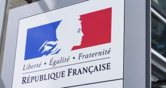 Le contrat d’engagement républicain est entré en vigueur