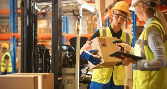 755 000 salariés dans le secteur des transports et de logistique fin 2020