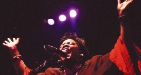 Une aide pour payer les cotisations sociales liées à l’embauche d’artistes