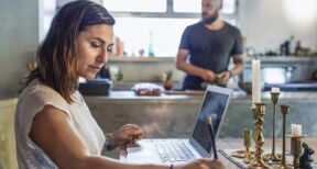 Conjoint du chef d’entreprise : le modèle d’attestation sur l’honneur est modifié