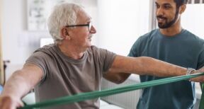 Masseurs-kinésithérapeutes : exercice libéral ou salarié ?