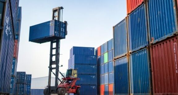 CMA-CGM baisse ses taux de fret à destination de la France…