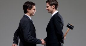 Fraudes et escroqueries : un nouveau guide de prévention