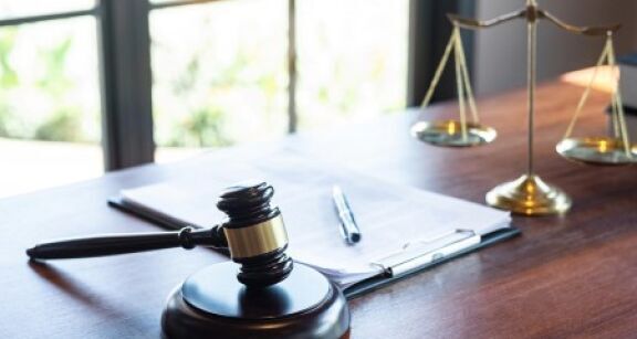 Notaires : attention à la gestion d’un compte centralisateur !