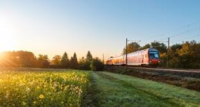 La SNCF invit&#x00e9;e &#x00e0; r&#x00e9;duire sa consommation &#x00e9;lectrique, pas le trafic