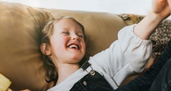 Le crédit d’impôt instantané étendu à la garde d’enfants