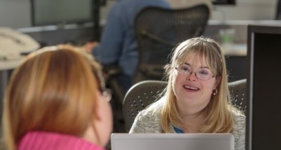 Insertion : revalorisation des aides de l’État destinées aux entreprises adaptées