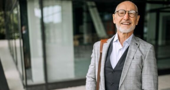 Agents d’assurances : conditions d’exonération de l’indemnité pour départ à la retraite