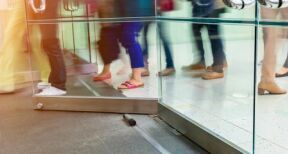 Taxe sur les surfaces commerciales : quid des sas d’entrée ?