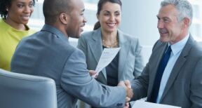 Pacte Dutreil : quelles conditions pour la transmission de titres d’une holding mixte ?