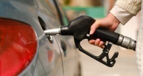 Indemnité carburant de 100 € : quelles conditions pour la percevoir ?