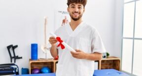 Masseurs-kinésithérapeutes : remise du Prix de l’Ordre 2022