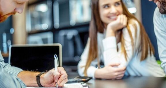 Exigibilité de la TVA sur les acomptes de livraisons de biens