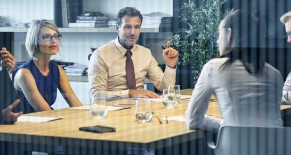 Cession d’actions : quelle obligation pour la société en cas de refus d’agrément du cessionnaire ?