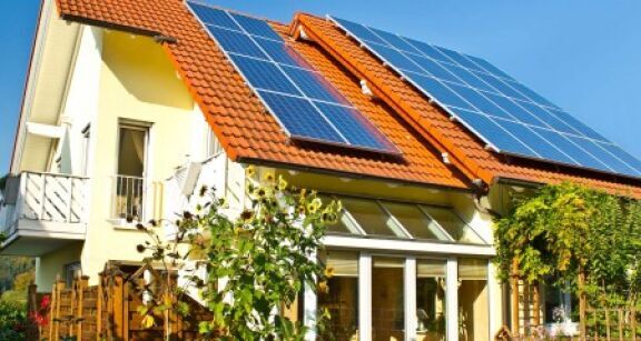 Les Français misent sur les énergies renouvelables pour leur logement