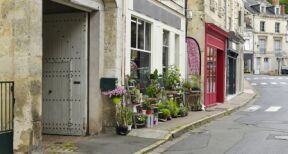 Lancement du programme de reconquête du commerce rural