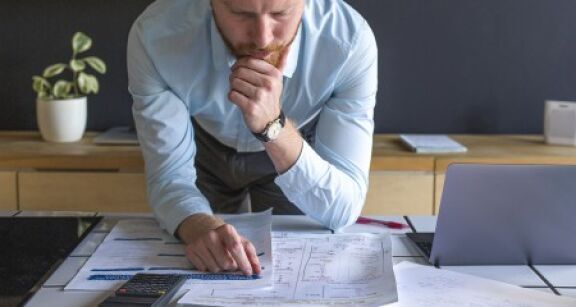 Imputation d’un déficit sur le revenu global d’un professionnel libéral