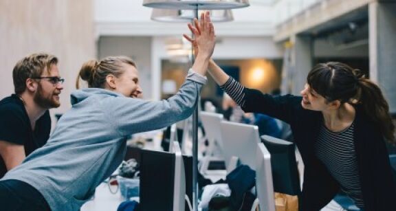 Création d’entreprise : les Français les plus jeunes se disent tentés par l’expérience