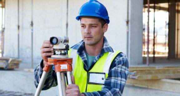 Géomètres-experts : ouverture des SPE à la profession