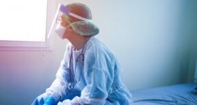 Professionnels de santé : une étude de l’OMS sur l’impact du Covid