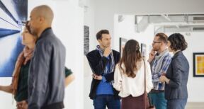 Le marché de l’art en ligne atteint 10,8 milliards de dollars en 2022