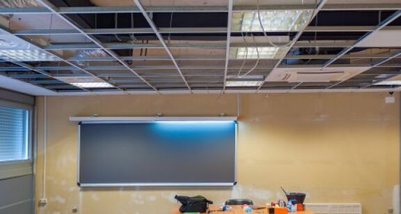 Le plan du gouvernement pour rénover les écoles