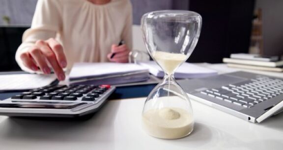 Les retards de paiement des entreprises tombent sous les 12 jours