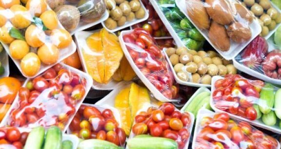 Vente de fruits et légumes frais : fini les emballages plastiques !