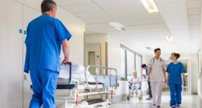 Loi « Valletoux » : infirmiers référents et Ordres de Santé aux manettes