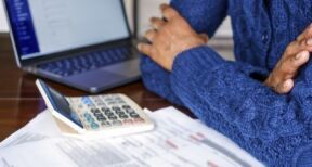 Feu vert pour l’amende fiscale en cas d’omission sur les factures