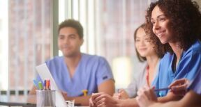 Infirmiers : des difficultés pour obtenir un stage pour les IPA