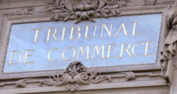 Greffiers des tribunaux de commerce : instauration d’un Code de déontologie