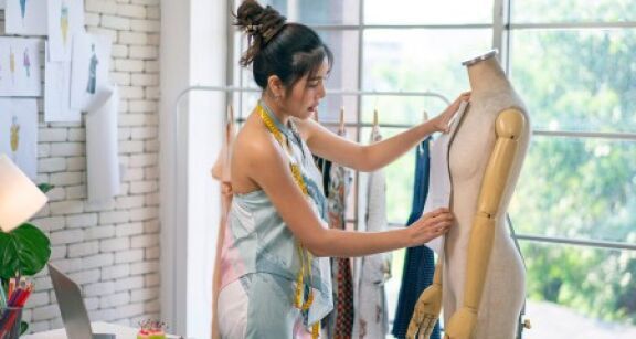 Adie : une prime de 1 000 € pour les jeunes entrepreneurs