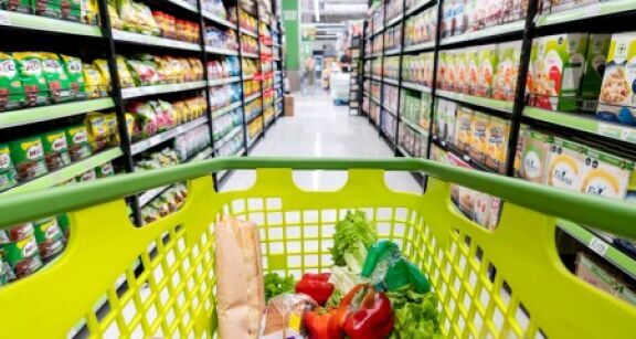 Alimentation : les Français font des compromis face à l’inflation