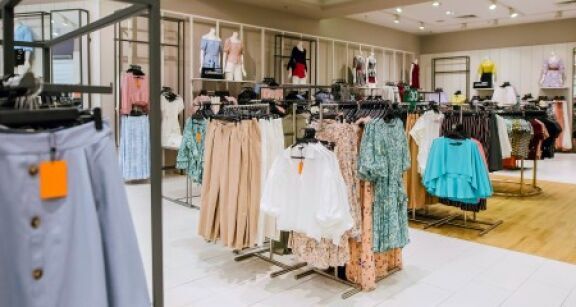 Les ventes d’habillement s’effondrent en septembre