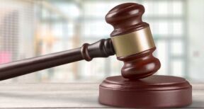 Greffiers des tribunaux de commerce : publication des règles professionnelles