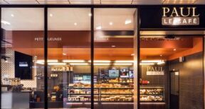 Holder veut accélérer le déploiement de Paul le Café