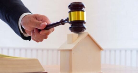 Notaires : vérification des documents liés à une vente immobilière 