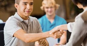 Une année supplémentaire pour les emplois francs