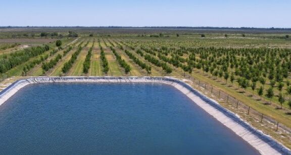 Acc&#x00e9;l&#x00e9;ration des proc&#x00e9;dures contre les retenues d&#x2019;eau et les installations d&#x2019;&#x00e9;levage