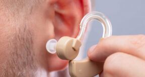 Prothèses auditives : les grandes gagnantes du « 100 % Santé »