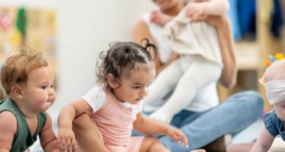 Protection de l&#x2019;enfance&#x00a0;: entr&#x00e9;e en vigueur du contr&#x00f4;le des ant&#x00e9;c&#x00e9;dents judiciaires