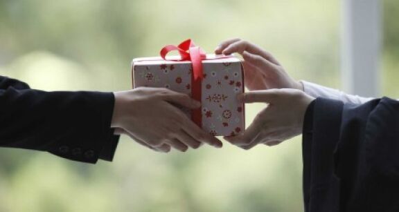 Quelle fiscalité pour les cadeaux d’affaires en 2024 ?