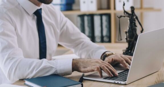 Obligation pour une association de s’inscrire comme représentant d’intérêts