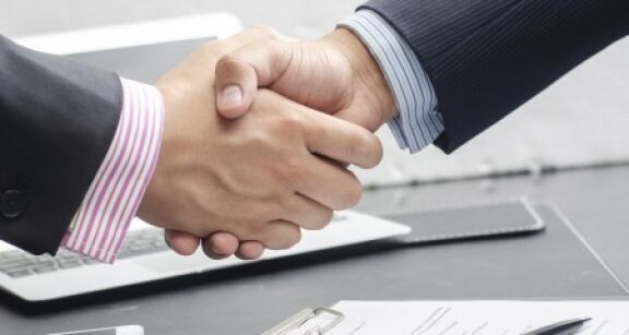 Cession de droits sociaux : la garantie d’éviction due par le cédant est limitée