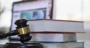 Commissaires de justice : du nouveau pour la contribution  « aide à l’installation »